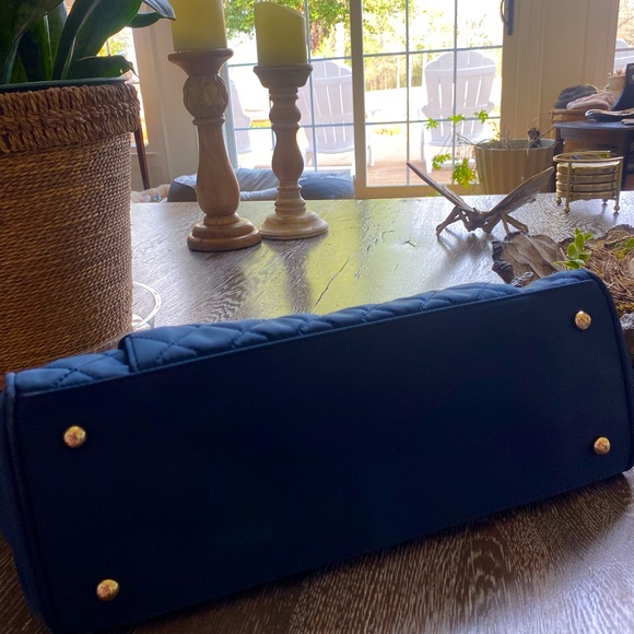 KARL LAGERFELD Paris Tote - Picture 5 of 9